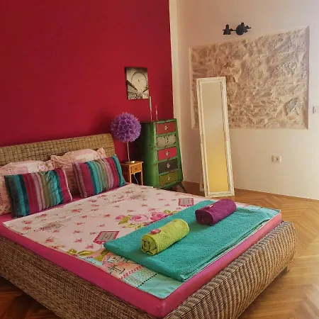 Excellent City In Antic Appartement *