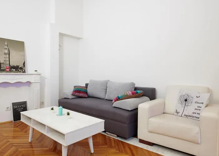 Excellent City In Antic