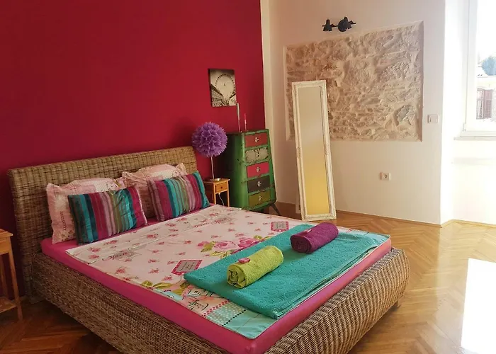 Excellent City In Antic Apartman *