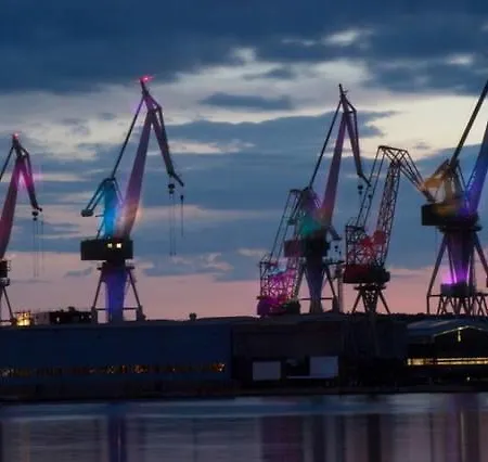 아파트 Excellent City In Antic 풀라